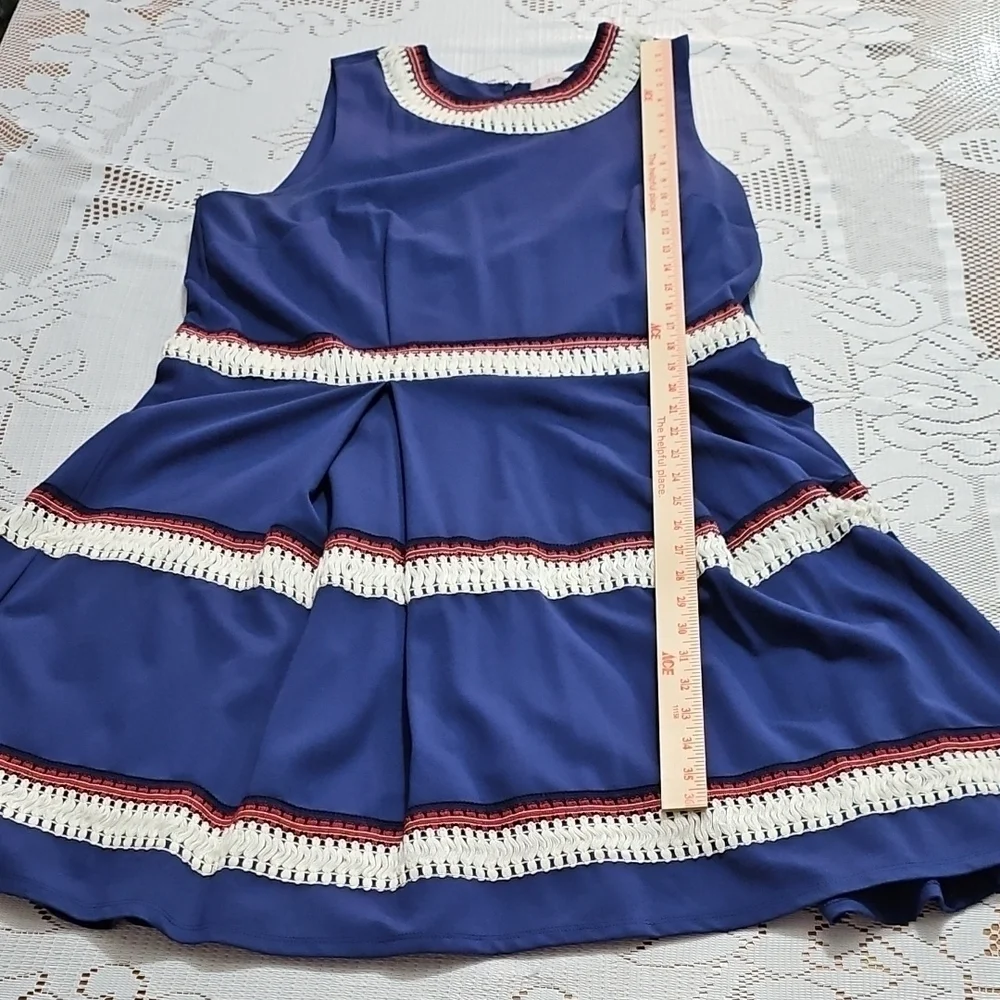 JustFab Navy Blue And Maroon Sleeveless Dress - Picture 3 of 11